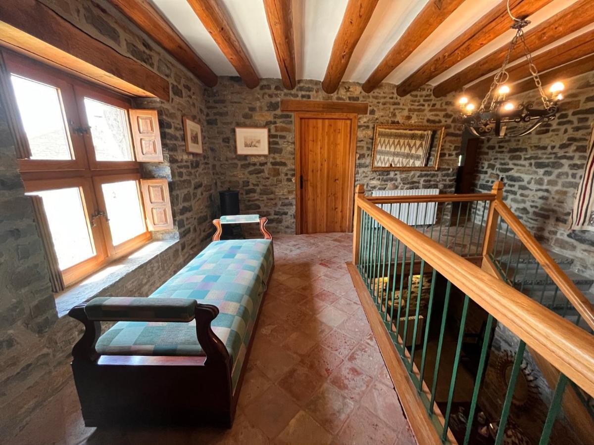 La Abadia Guest House Coscojuela de Sobrarbe Exterior photo